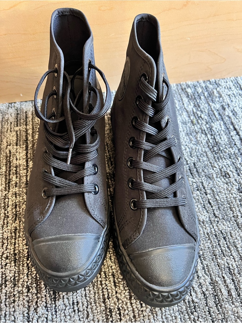 Men's Black High-Top Canvas Sneakers Hood